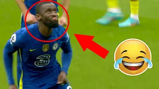 FUNNY Football Soccer MOMENTS