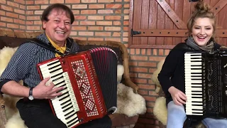 Bia Socek e Carlinhos Steiner floreando o acordeon