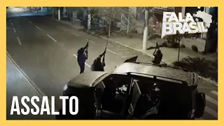 Criminosos com armamento pesado assaltam casal no litoral paulista