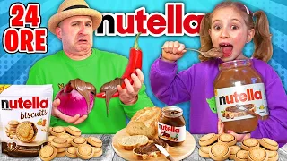 MANGIAMO SOLO CIBO CON LA NUTELLA PER 24 ORE CHALLENGE! *SALVO CONTRO GIORGIA*