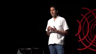 El Ilusionismo como Magia | Arturo Aparicio | TEDxUNAM