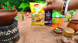 miniature chocolate maggi recipe | chocolate noodles | small kitchen | mini food |