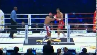 Володимир Кличко vs Алекc Леапаї