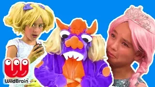 Princess Esme Turns Into The Munch Monster!🍰 - Princesses In Real Life | Kiddyzuzaa Jr - WildBrain