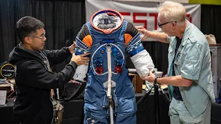 Ryan Nagata's Apollo Pressure Suit Replica!