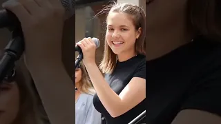 Allie Sherlock - singing in public - singing on street - allie singing