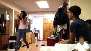 Bruh!!! IM GAY PRANK ON GIRLFRIEND GETS EXTREMELY VIOLENT!!!
