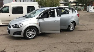 Чехлы на Шевроле Авео Т300 из Экокожи . Установка авточехлов со снятием сидений в Москве.