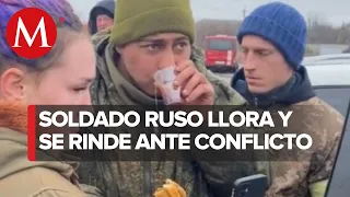 Soldado ruso se rinde entre lágrimas y ucranianos le dan de comer
