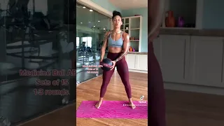 Medicine ball abs