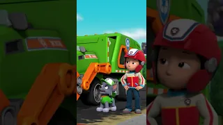 Rocky ratuje śmieciarkę Humdingera! - Psi Patrol Polski #PAWPatrol #Shorts