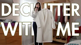 DECLUTTERING & TRYING ON MY ENTIRE COAT COLLECTION 😲