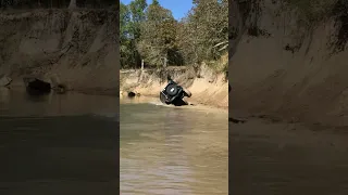 Unexpected drop off #jeep #sinking