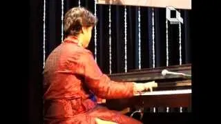 Ekla Cholo Re By Master Bikram(Piano)  & Arif Khan (Tabla)