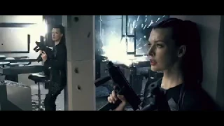 Resident Evil Afterlife Alice Clone fighting scene