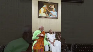 Exclusive visuals of PM Modi meeting his mother in Gandhinagar, Gujarat