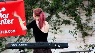 GRIMES - OBLIVION LIVE AT MAKE MUSIC PASADENA