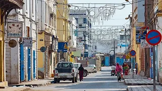 Джибути (фр. Ville de Djibouti; араб. جيبوتي‎) — столица государства Джибути