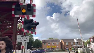 *E2S Alarms & EMR Diverts* Oakham Station Level Crossing (Rutland) Saturday 10.09.2022