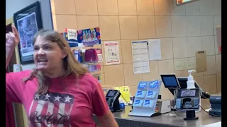 Karen Freaks Out Because Dairy Queen Closed