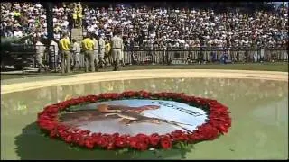 John Williamson sings True Blue at the Steve Irwin Memorial 2006