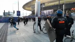 Champions League: Police clash with crowds outside Stade de France