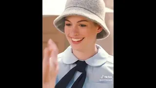 mia spreads ice cream on mandy's cheerleader uniform (the princess diaries movie clip)