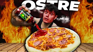 Jem NAJOSTRZEJSZĄ PIZZĘ z sosem DA BOMB! 🔥 *ostre wrażenie*