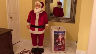 Gemmy Animated Life Size "5FT" Dancing Singing Santa