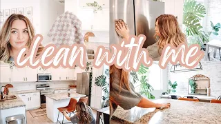 CLEAN WITH ME / CLEANING MOTIVATION / SPRING CLEANING / VacLife SCRUBBER / BROOKE ANN