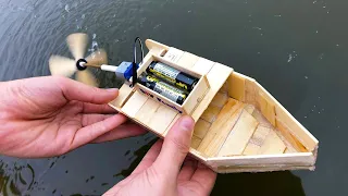 Canoe Boat Powered By DC Motor and Duck-legged | Idea DIY Family Ice Cream Sticks