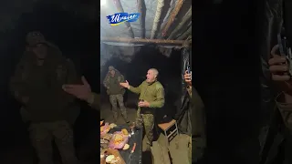 Побратим співає - Ніч яка місячна. He sings to his comrades - What a moonlit night. #shorts