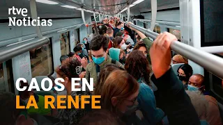 RETRASOS en el servicio de RENFE por un ERROR INFORMÁTICO en la ESTACIÓN DE CHAMARTÍN | RTVE