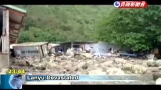 Lanyu resident clean up after Typhoon Tembin wreaks widespread damage