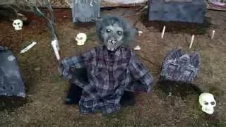 Zombie Groundbreaker Halloween Prop