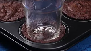 Push The Glass Into The Pan For The Surprise Of A Lifetime
