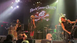 Black Stone Cherry - Me and Mary Jane (Live @ London Music Hall 2022)