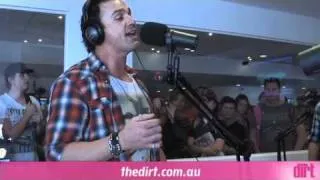 Shannon Noll's Acoustic 'Switch Me On'