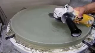 Grinding a 25-Inch F3 Telescope Mirror: Thinning and Flattening the Back