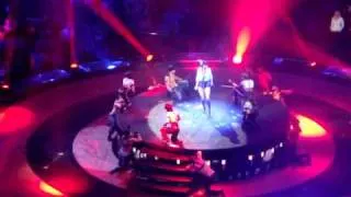 Britney Spears - Womanizer - Live @ the Spring Center in KCMO