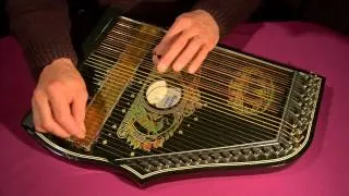 Variations on Pachelbel's  Canon - Etienne de Lavaulx on 5-chord zither