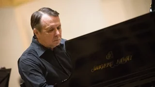 Mikhail Pletnev plays Liszt - Liebestraum No.3 (Berlin, 2016)