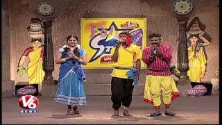 Telangana Folk Songs || "Aaku Pachha Chandamama  Song" || Folk Stars Show || V6 News