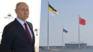 Путин дал команду поднять гигантские флаги над Финским заливом