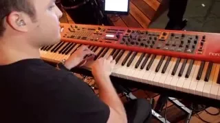 Kemuel Roig piano solo @ "Ball & Chain" - Miami (Playing With The Nord Stage 2 EX)