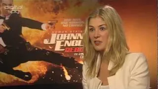 Rosamund Pike on Tom Cruise and 'One Shot'