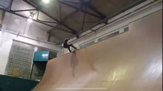 Nikolas Plytas Skate Halle Berlin