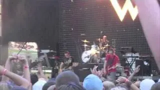 Weezer - “Surf Wax America” (Council Bluffs, IA - Aug. 14, 2010)