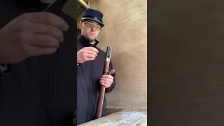 Loading/firing a Enfield musket rifle P1853, second most used rifle in the American civil war