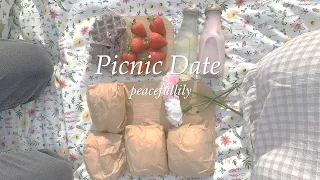 Going on a summer picnic date | #picnic #cottagecore #dateideas #aestheticpicnic